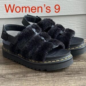 Yelena Fluffy Dr. Martens Black faux fur sandals #fauxfur #sandals size 9